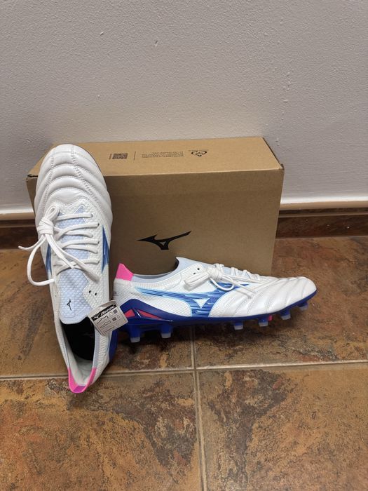 Висок клас футболни обувки Mizuno