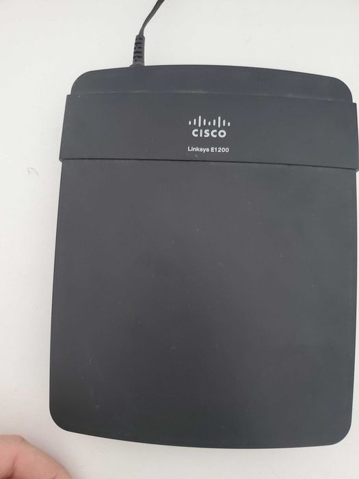 Router Wireless Linksys E1200, N 300 Mbps, 4 x 10/100 Mbps