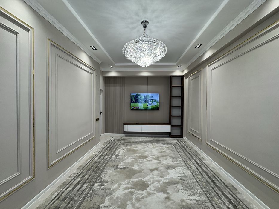 Urganch sh evro 2 xonali kvartira sotiladi.