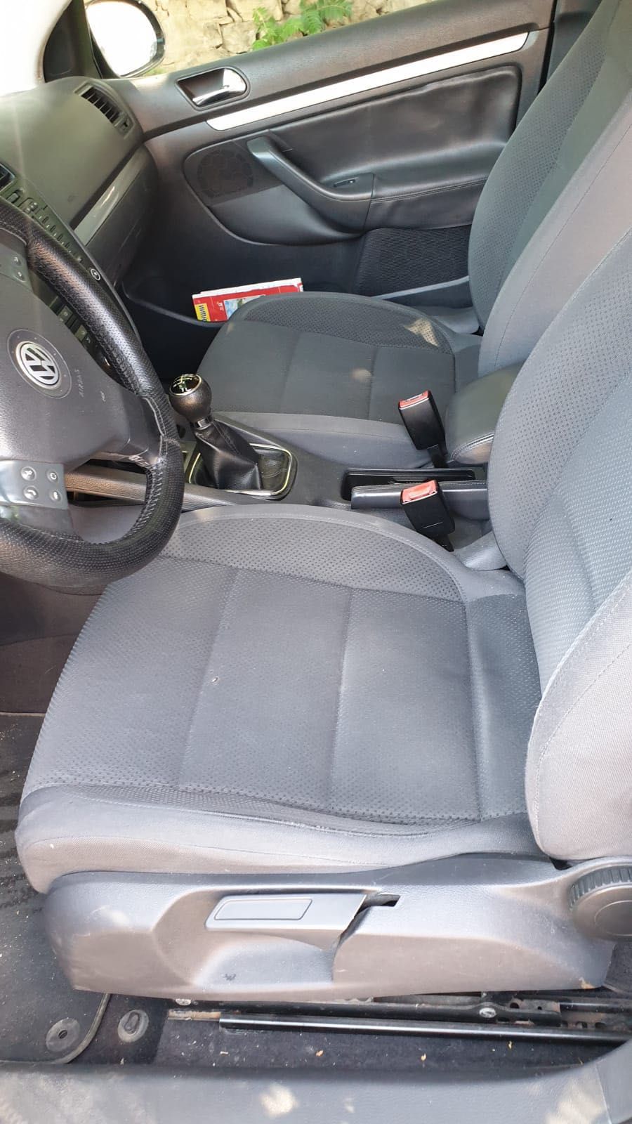 На части VW Golf 5 2.0tdi NAVI