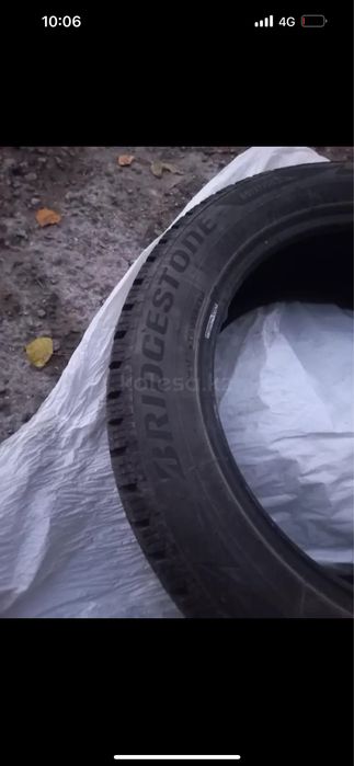 Bridgestone Blizzak Spike R17