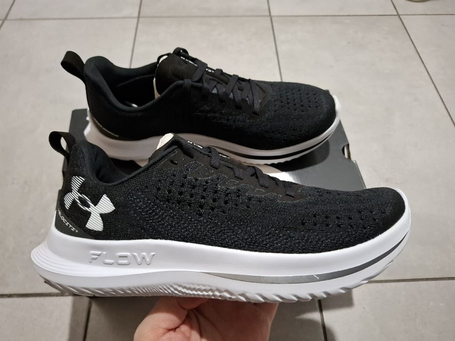 Under Armour Velociti 4