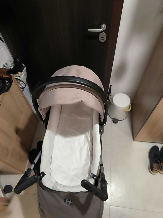 Детска бебешка количка chicco trio sprint кош и седалка (2 в 1)