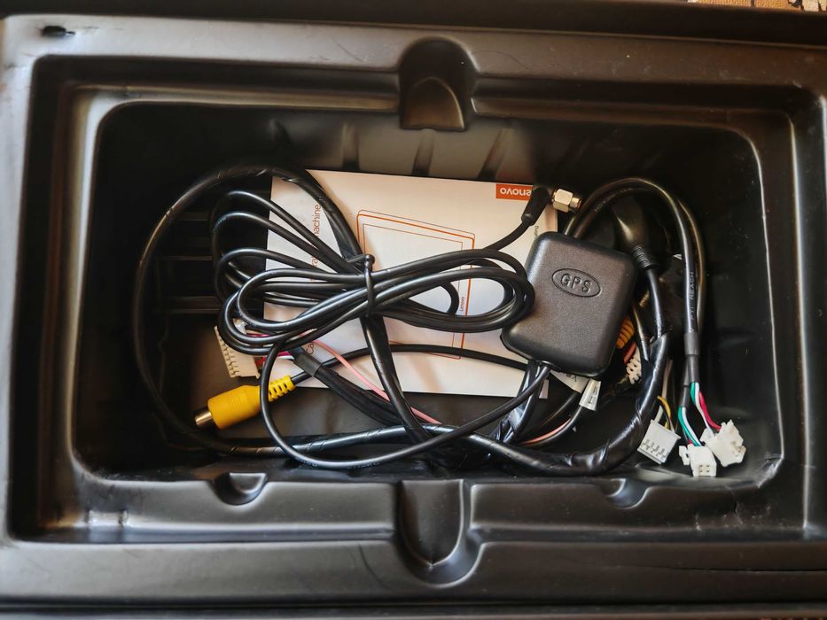 Продается монитор для авто