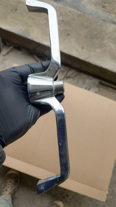 Maner portiera spate Aro 240 prima serie