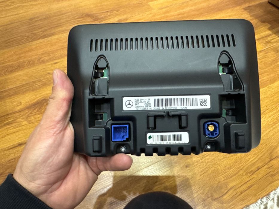 Дисплей за Мерцедес GLE w166