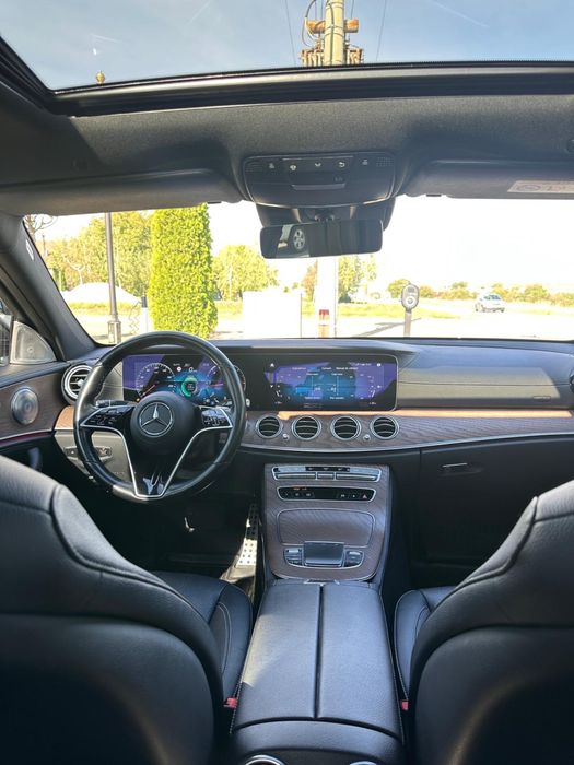 Mercedes-Benz E Mercedes-Benz 9G Tronic Exclusive