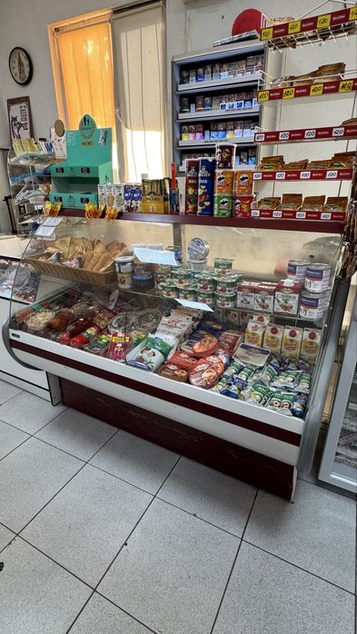 Витринный холодильник