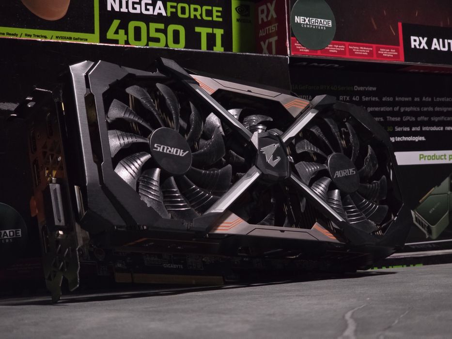 GTX 1080TI 11gb ideal