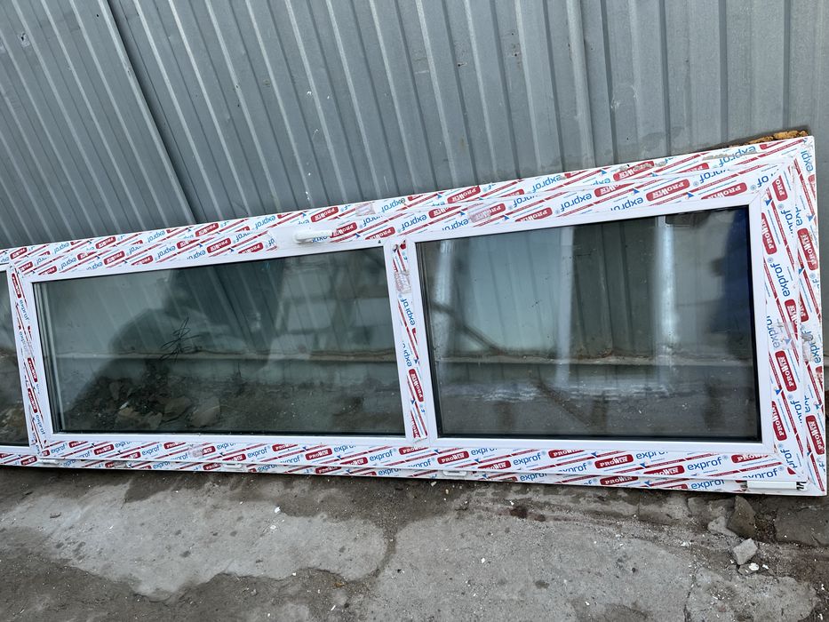 Новая пластиковая дверь