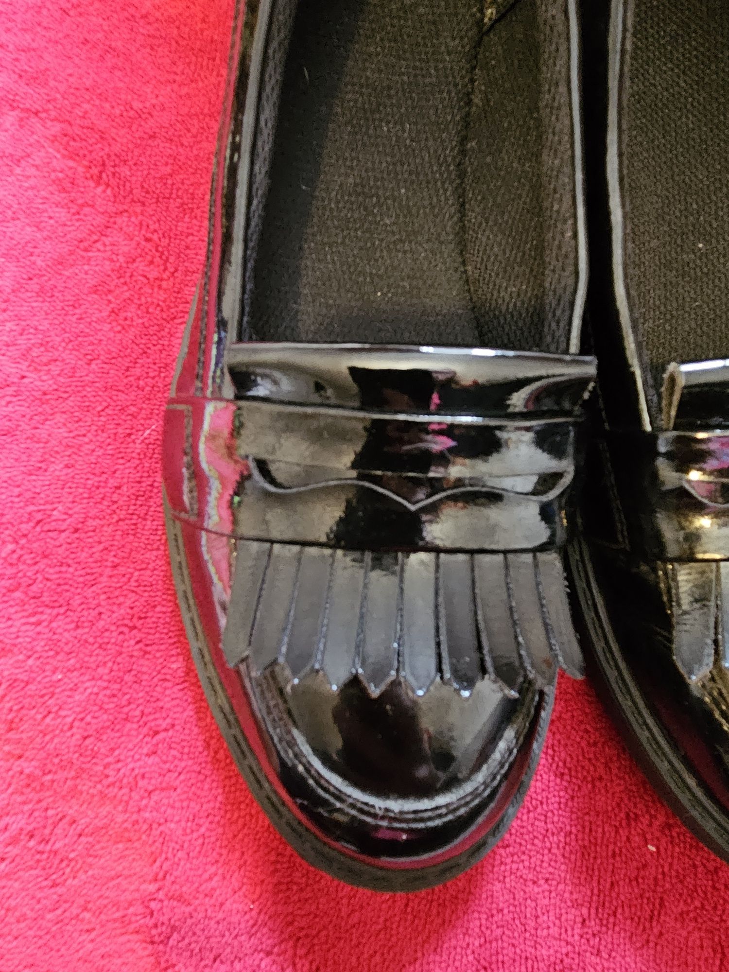 Vand pantofi fete Clarks, marimea 35 1/2
