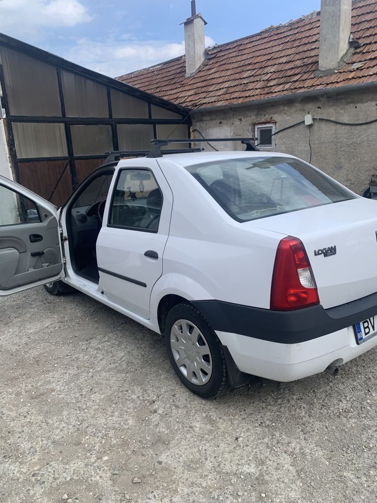 Dacia Logan de vanzare(are servodirectie)