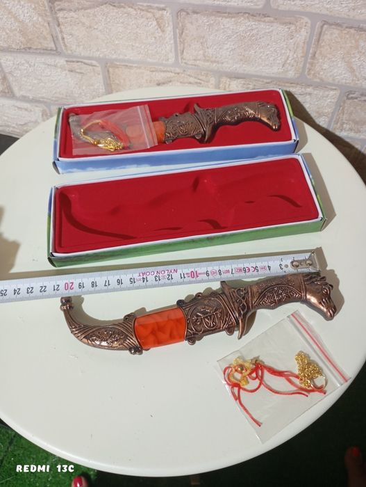 Сувенирни  ножове