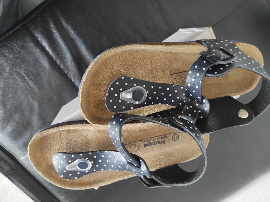 Сандали за момичета