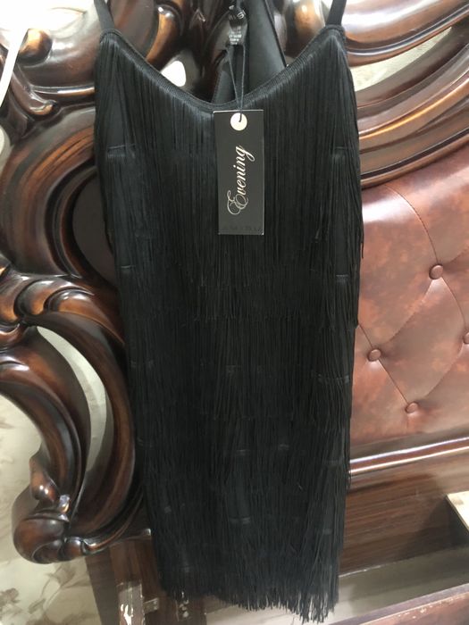 Продам коктейльное платье