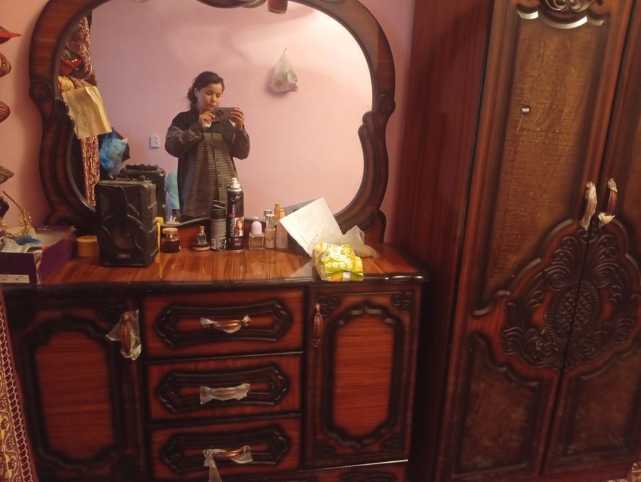 Uy mebeli holati yaxshi