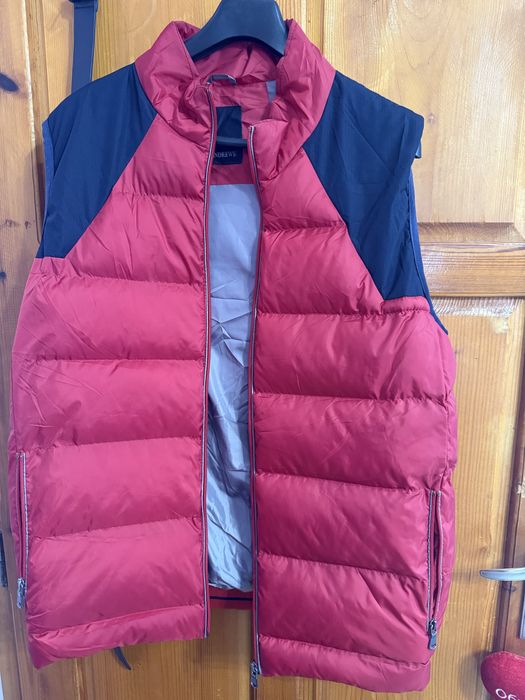 Елек Andrews-нов