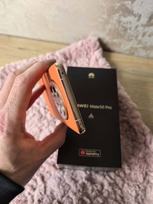 Безупречен Huawei mate 50 pro без драскотина!