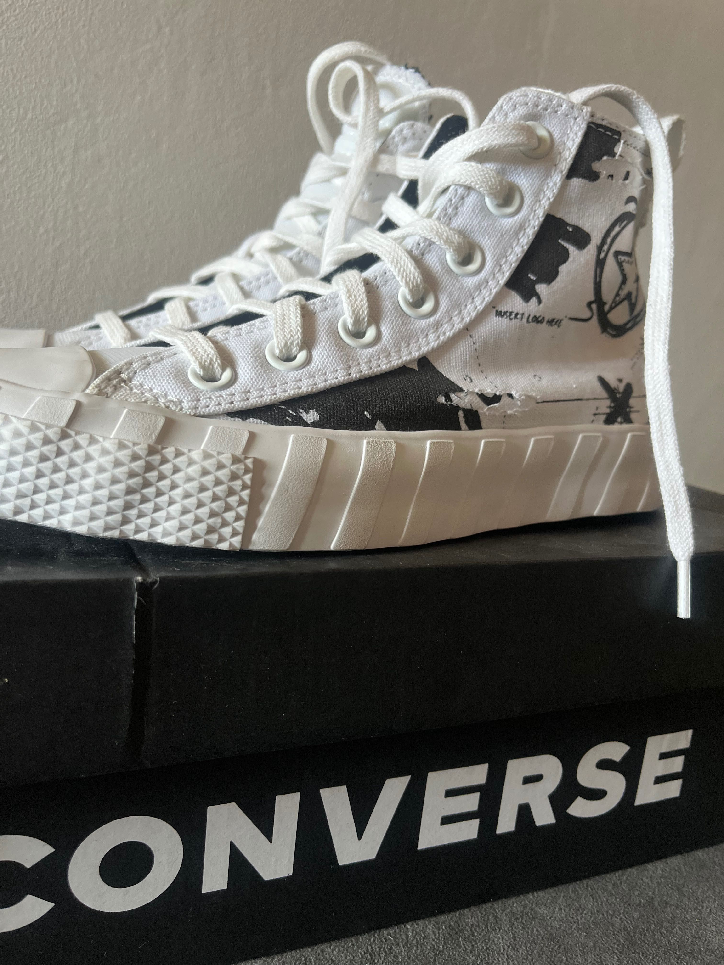 Converse бели кецове нови с етикет