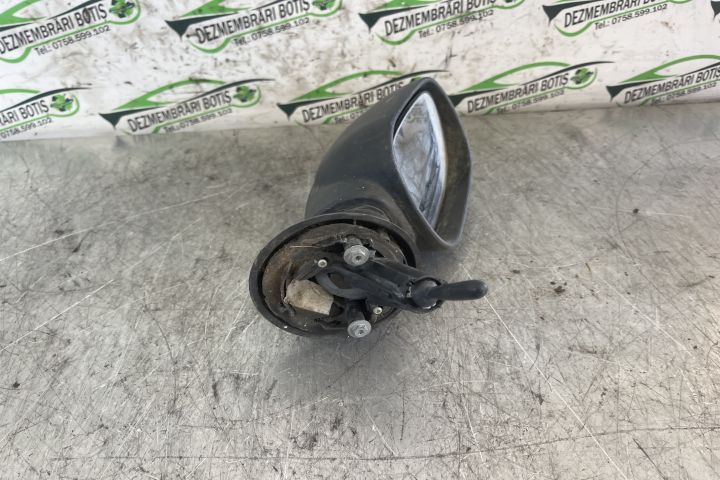 Oglinda dreapta manuala E20103017 / E2 0103017 Dacia Logan prima gene