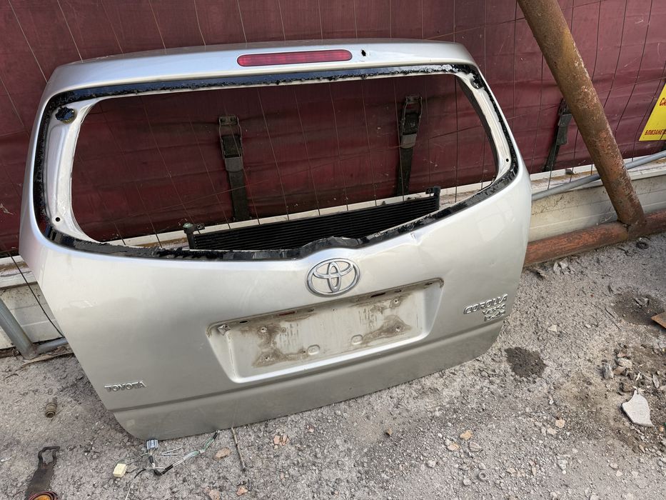 Багажник toyota corolla verso