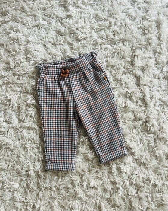 Нов панталон за бебе 9 м