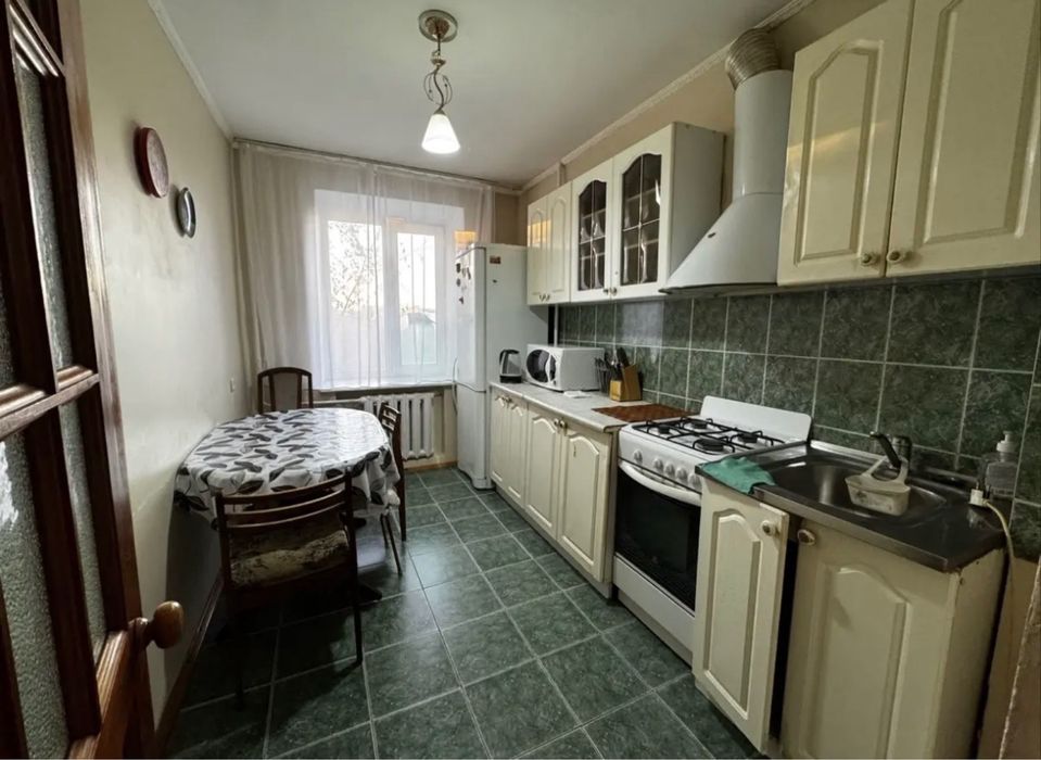 2-х 52.2м 4этаж г. Астана ул. Богенбай батыра/Республика