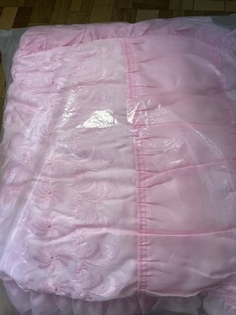 Покривка за спалня в розово с Пердета