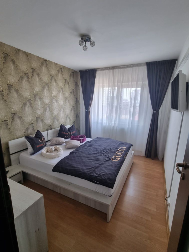 Apartament 3 camere lux zona centrala regim hotelier Oradea