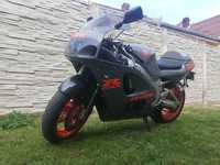 Vand Suzuki GSXR-750 din 1999, injectie, 150cp