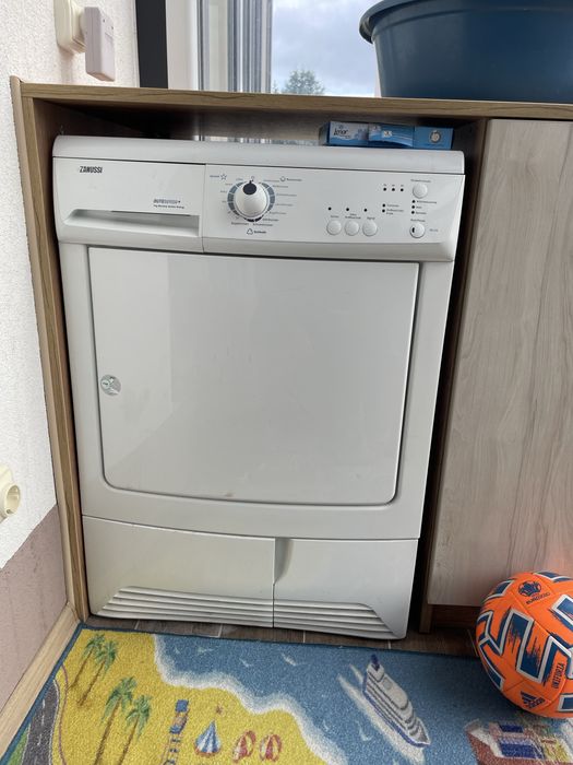 Сушилня 7 килограма  зануси