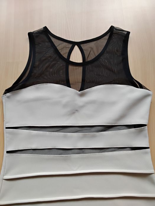 Две Официални рокли