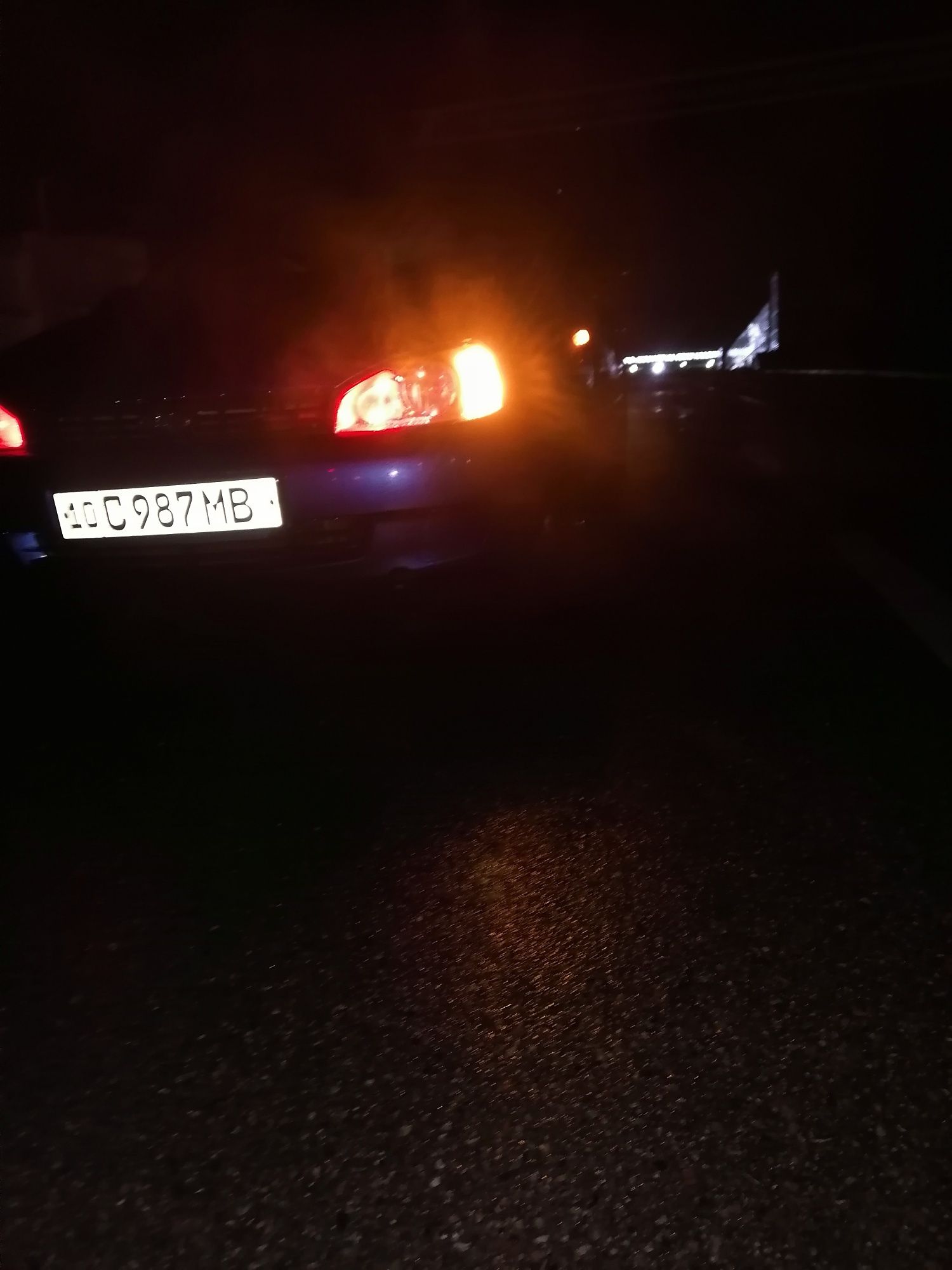 Лада калина сотилади.