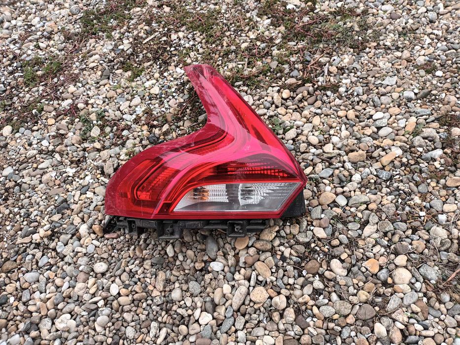 ляв стоп за волво в40 хечбек 12 - 19 VOLVO V40