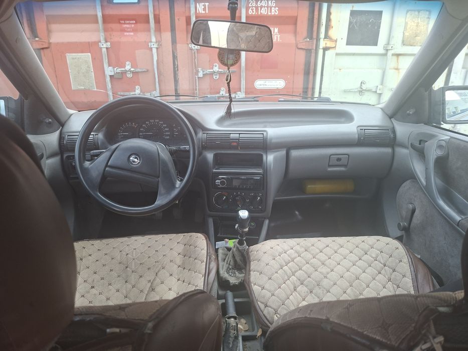 Опел Астра1.6 об