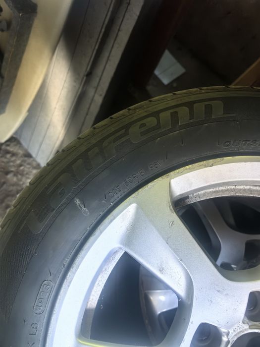 Летни гуми 205/60 R16 + джантите ПРОМО