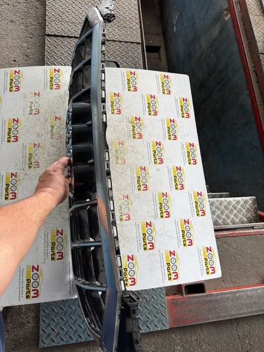 Grila fata radiator Audi Q3 2018-2024