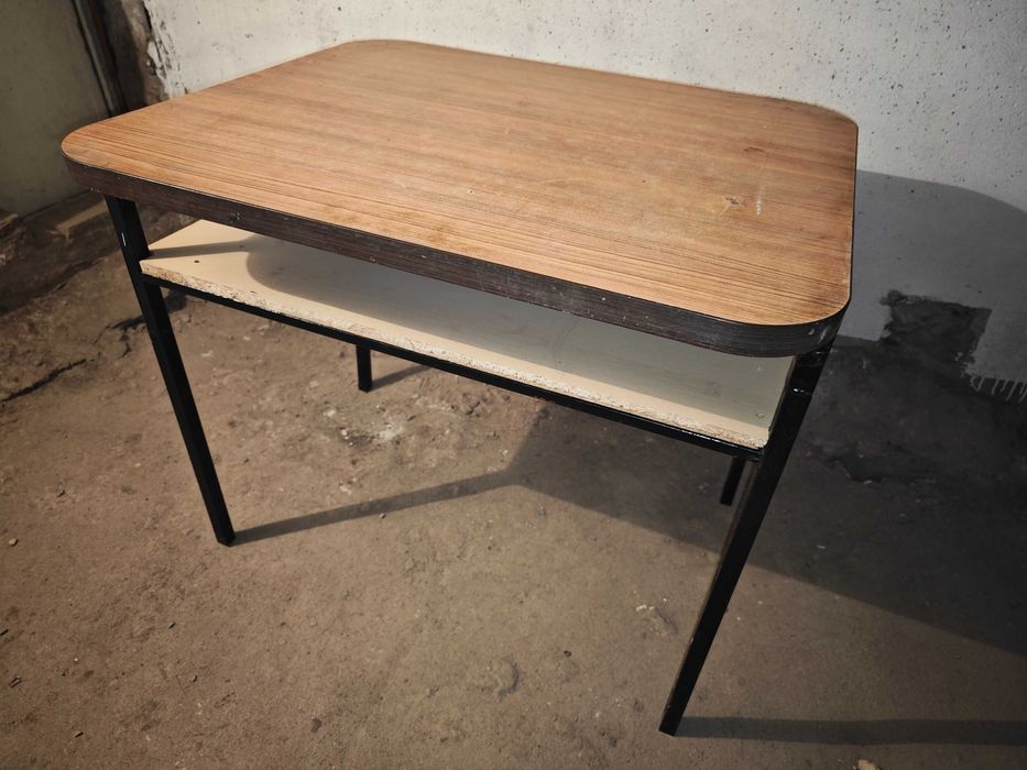 Стол обеденный 90-75 см кухонный станция метро Москва