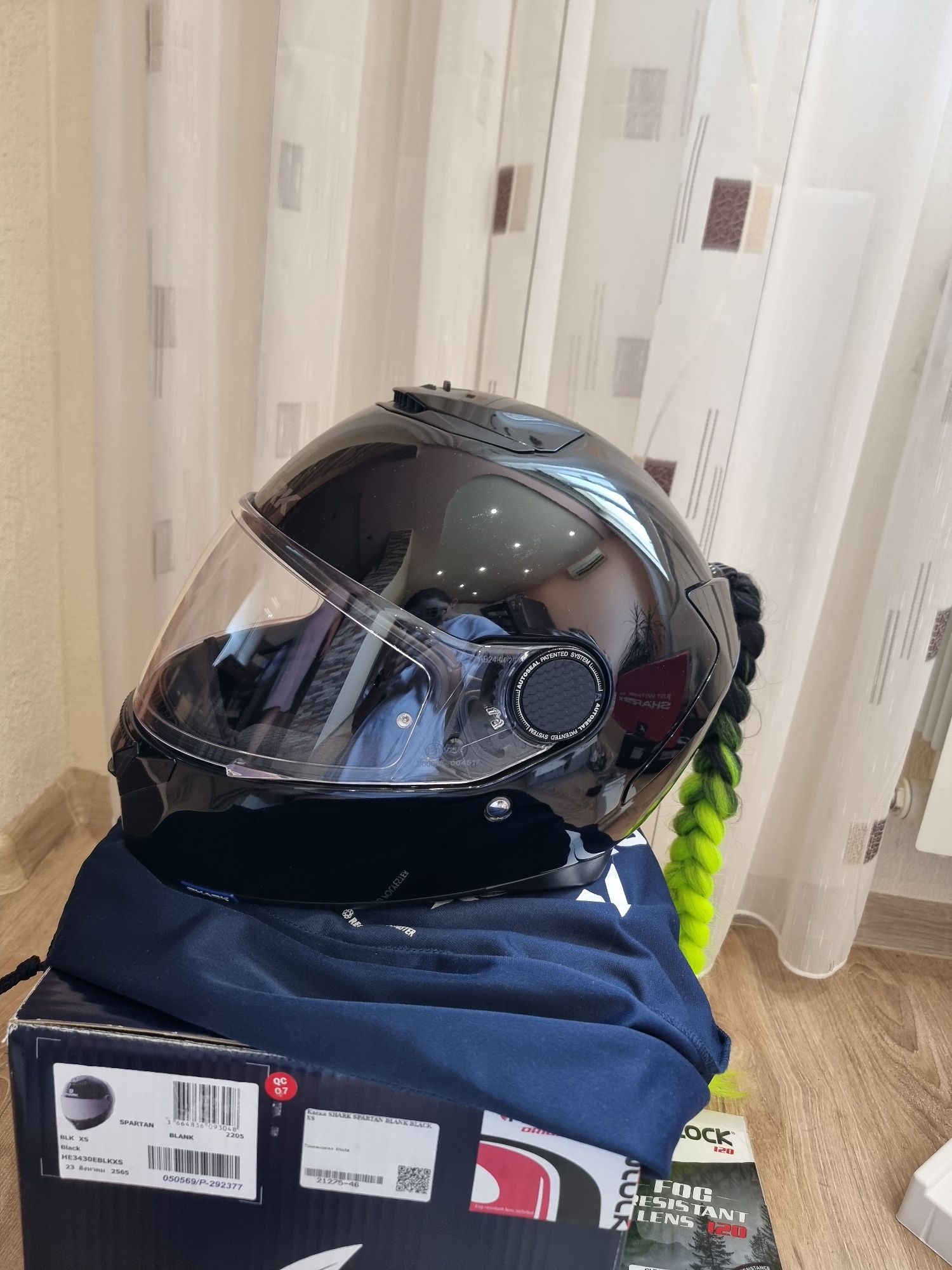 Каска SHARK Spartan blank black xs