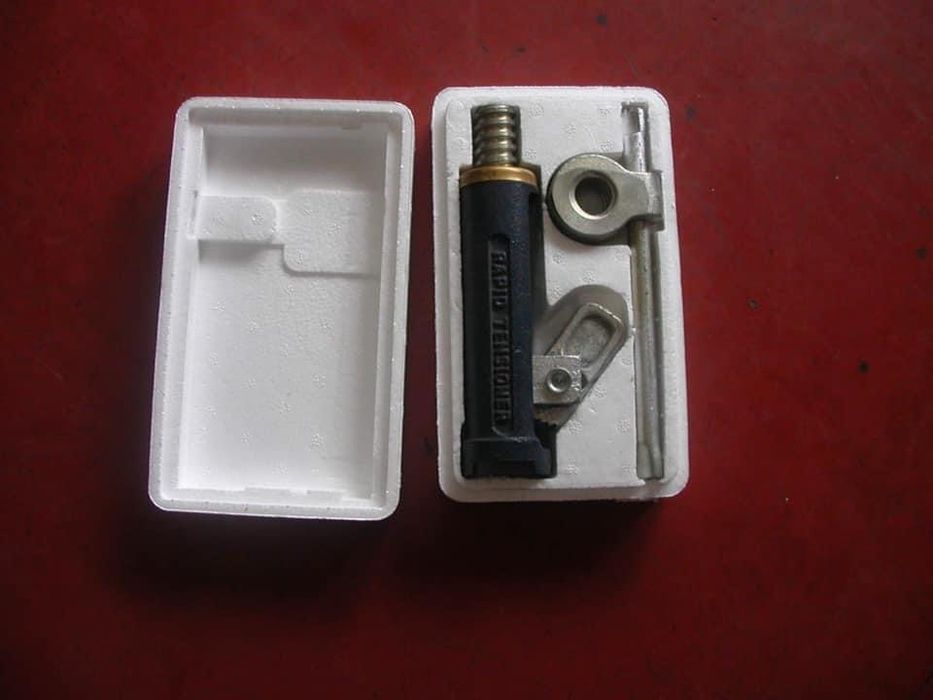 Cofraje doka, fluturi, broscute, blocator,  vincluri stalpi, cravata