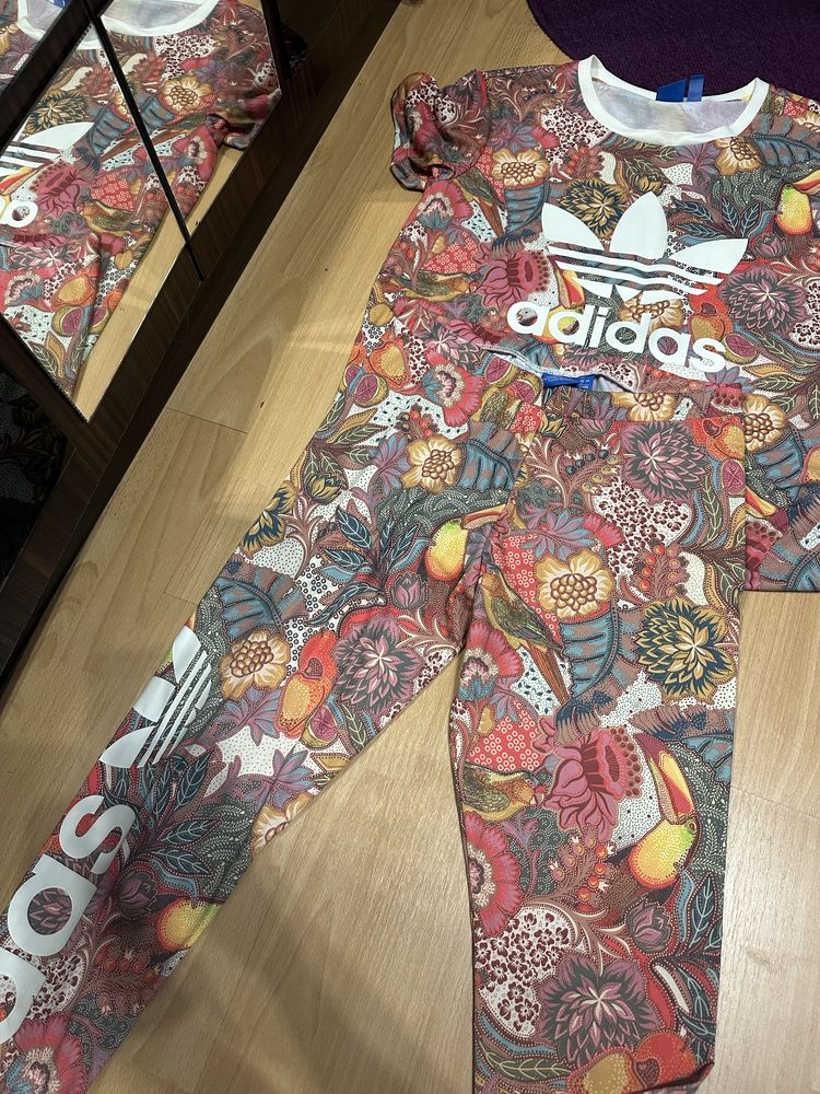 ADIDAS ORIGINALS спортен екип комплект