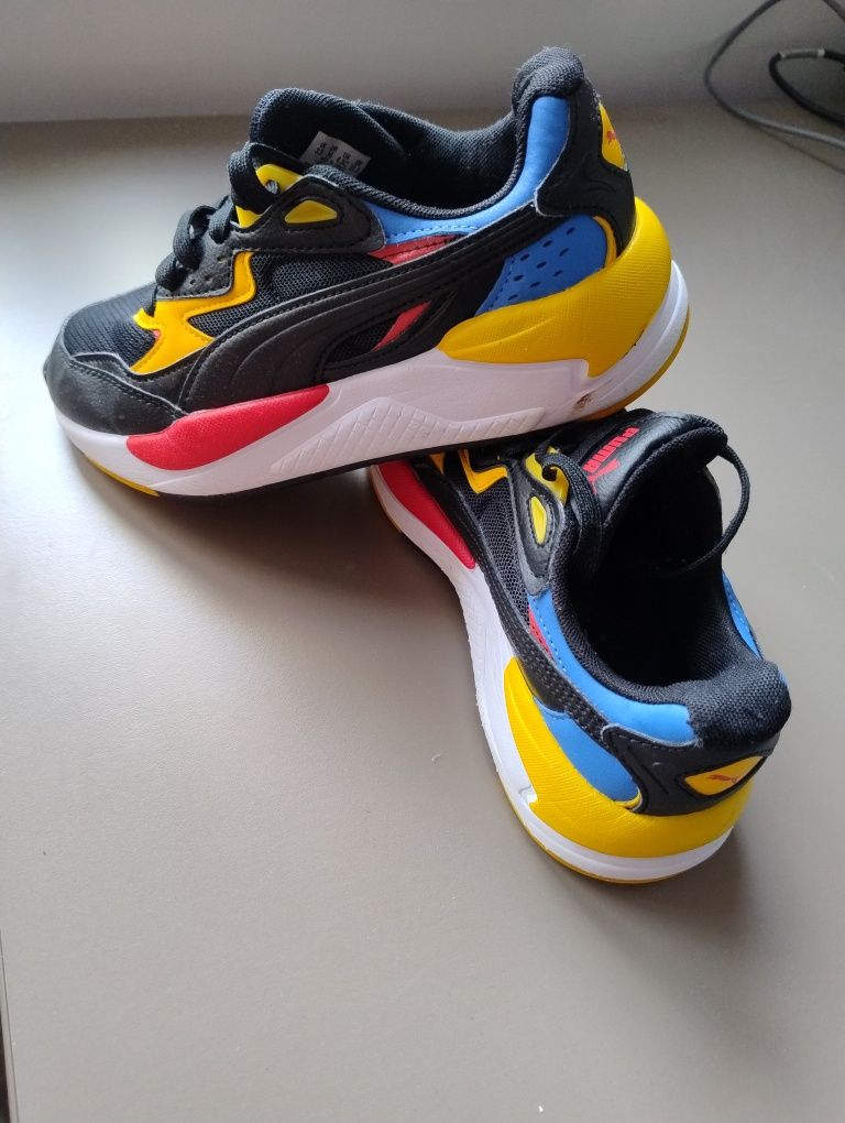 Adidași Puma Nr. 36