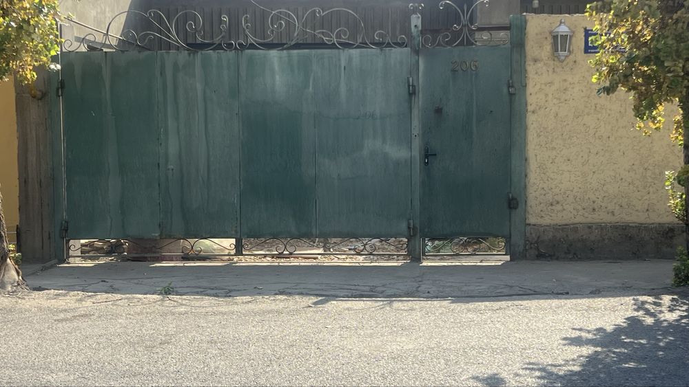 Ворота железные…………………………..,