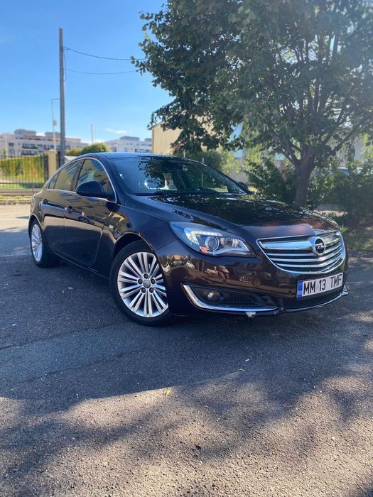 Opel Insignia 2.0cdti 140cp Cosmo xenon camera scaune încălzite