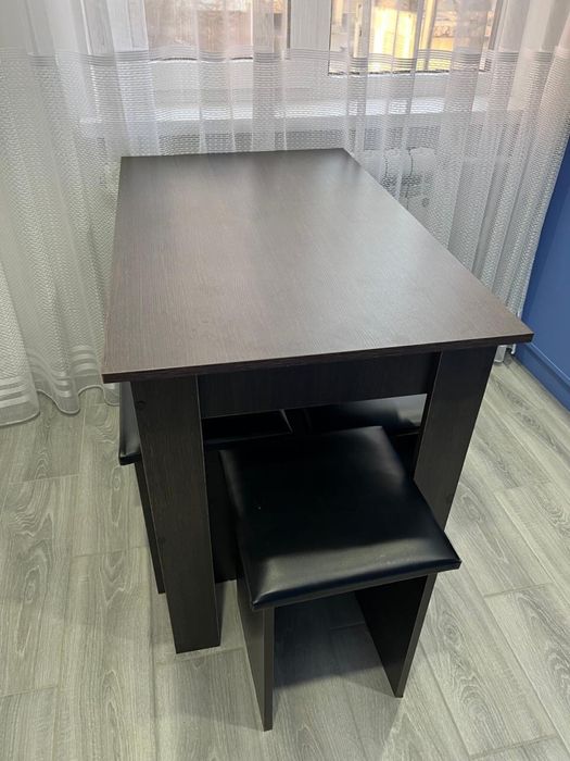 Мебель , столы , диван