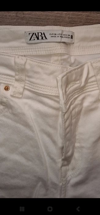 Blugi albi zara .