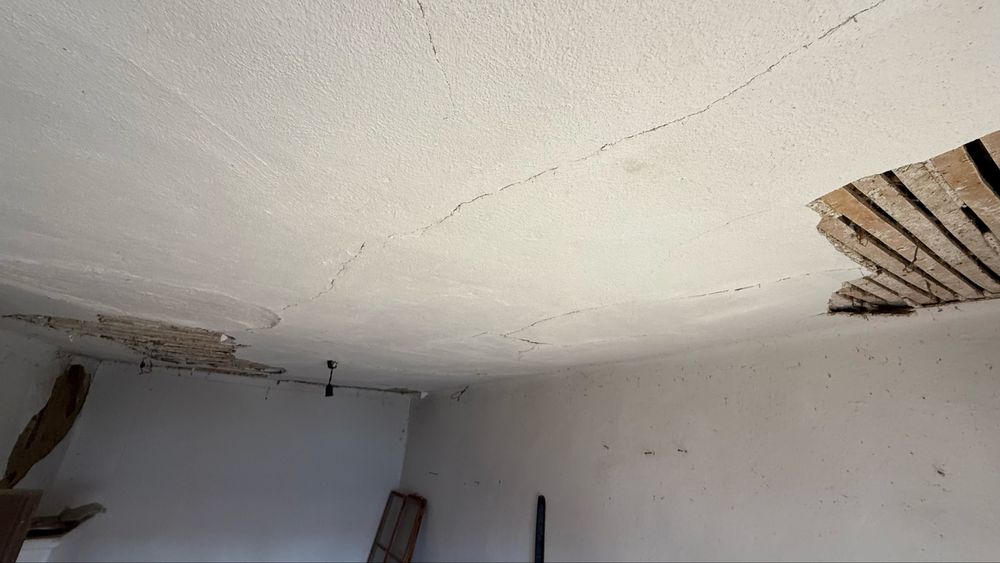 Продава къща с. Здравковец, област Габрово