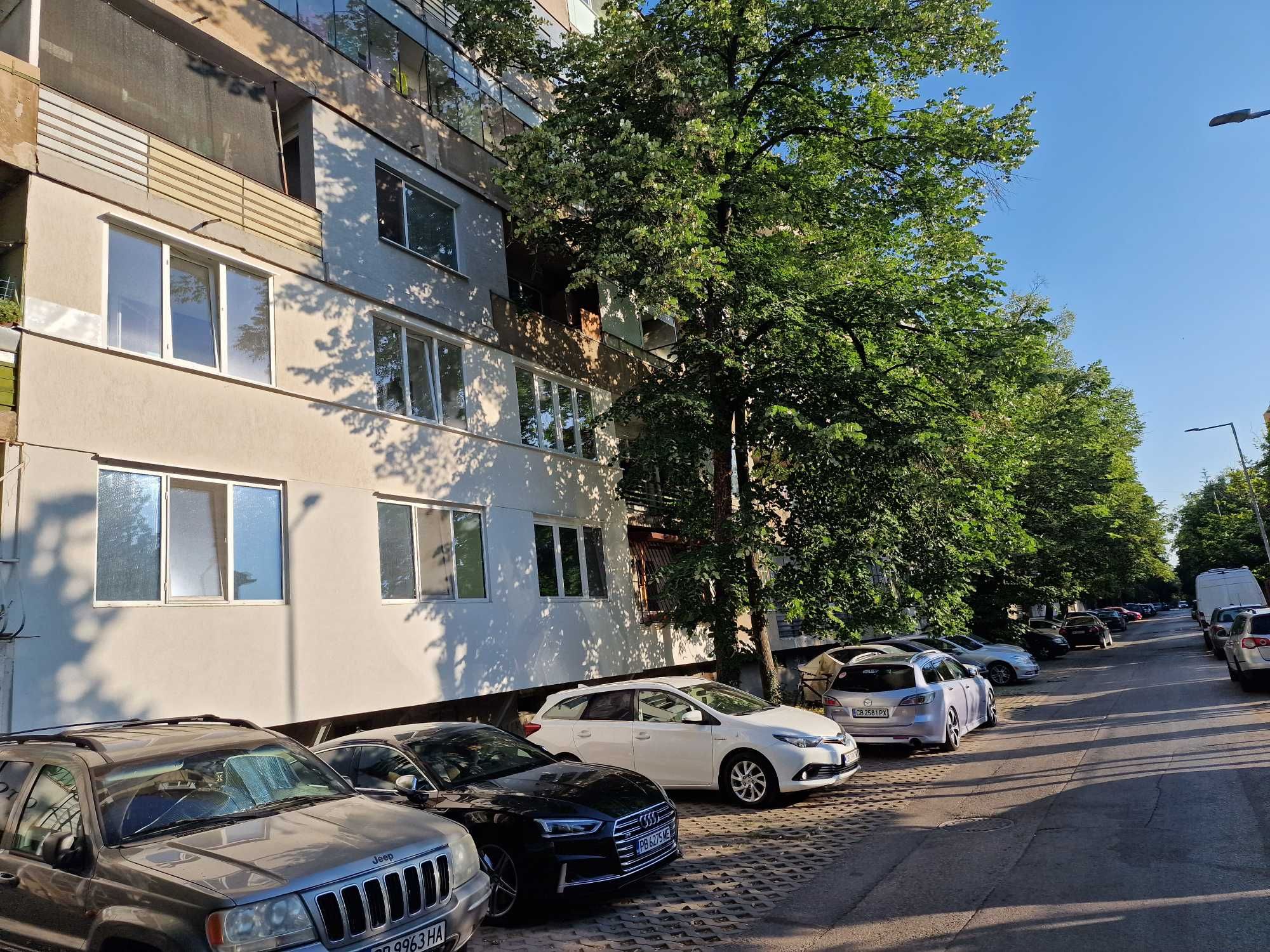 Толстой - 3 стаен след ремонт