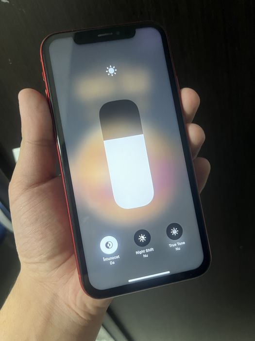 iphone xr red product