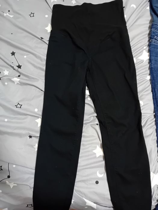 Vând pantaloni gravide waikiki